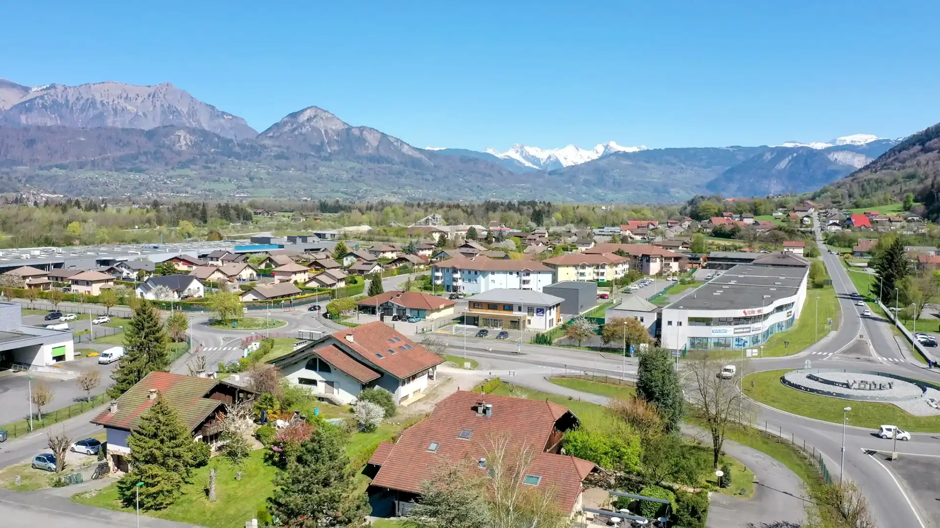 Photographie aérienne par drone Vougy (3)